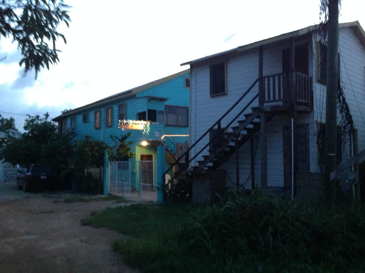 Placencia Hostel ภายนอก รูปภาพ