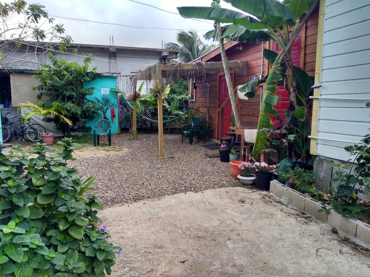 Placencia Hostel ภายนอก รูปภาพ