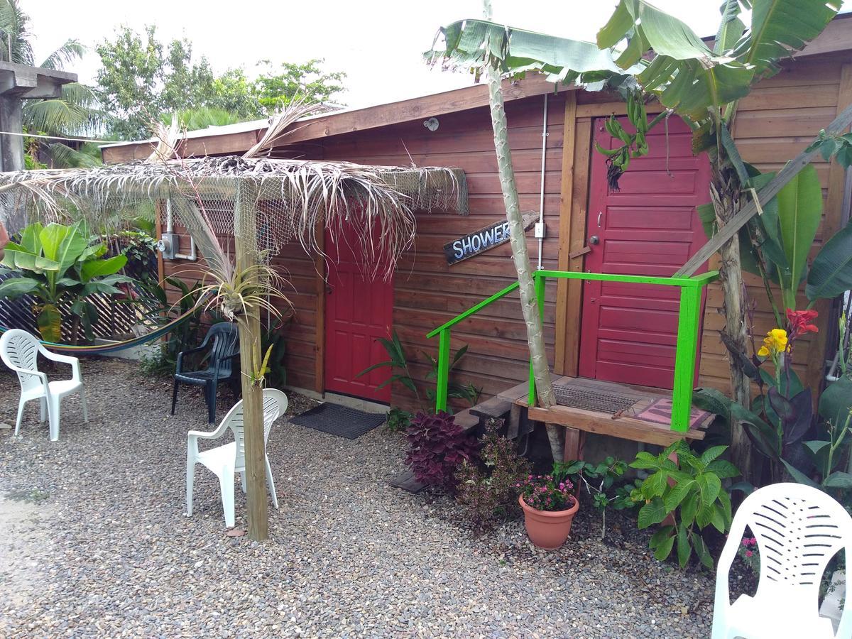 Placencia Hostel ภายนอก รูปภาพ