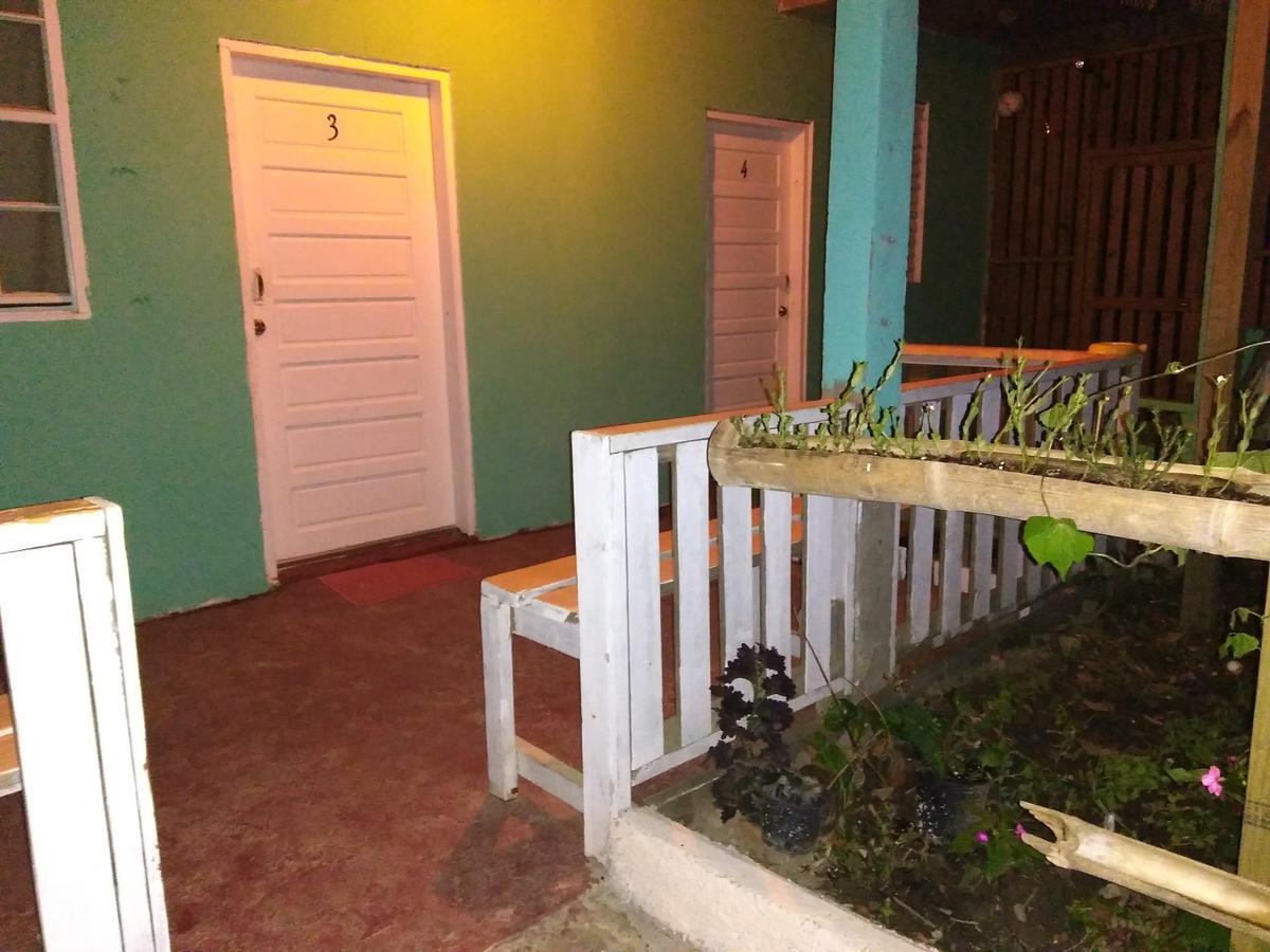 Placencia Hostel ภายนอก รูปภาพ
